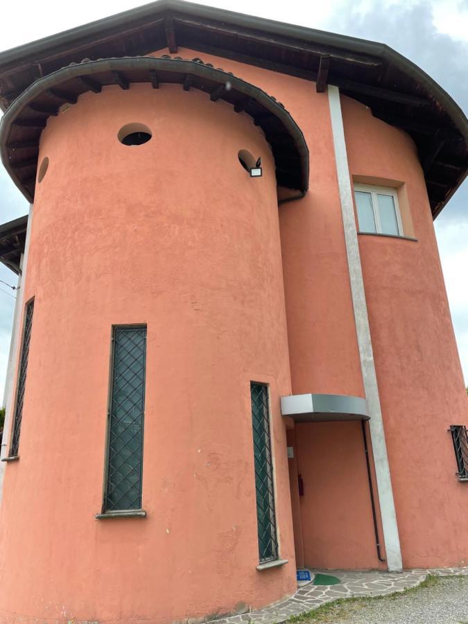 Casa Azzurra Camere Serravalle Sesia Exterior photo
